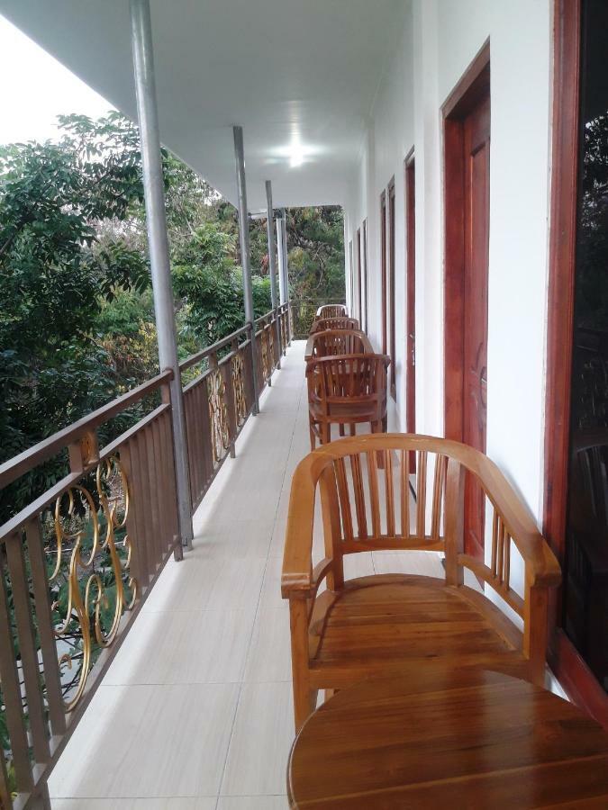 The Teuz B&B Лабуан-Бахо Экстерьер фото