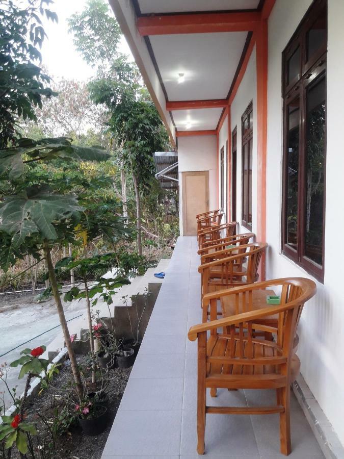 The Teuz B&B Лабуан-Бахо Экстерьер фото